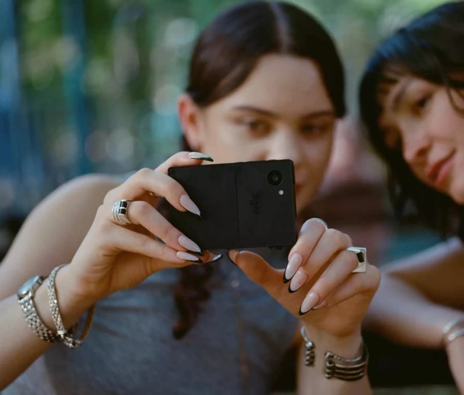 Découvrez Light : L’entreprise qui transforme notre relation aux smartphones