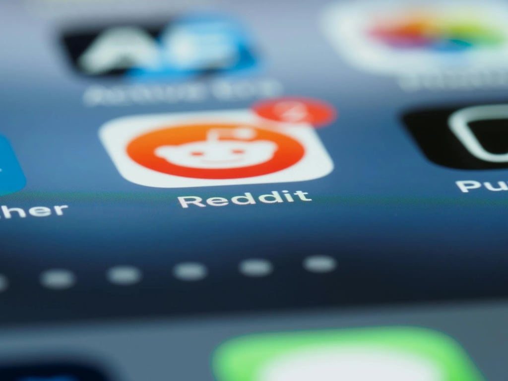Dumbphones en 2025 : un outil contre l’addiction, pas contre la modernité.