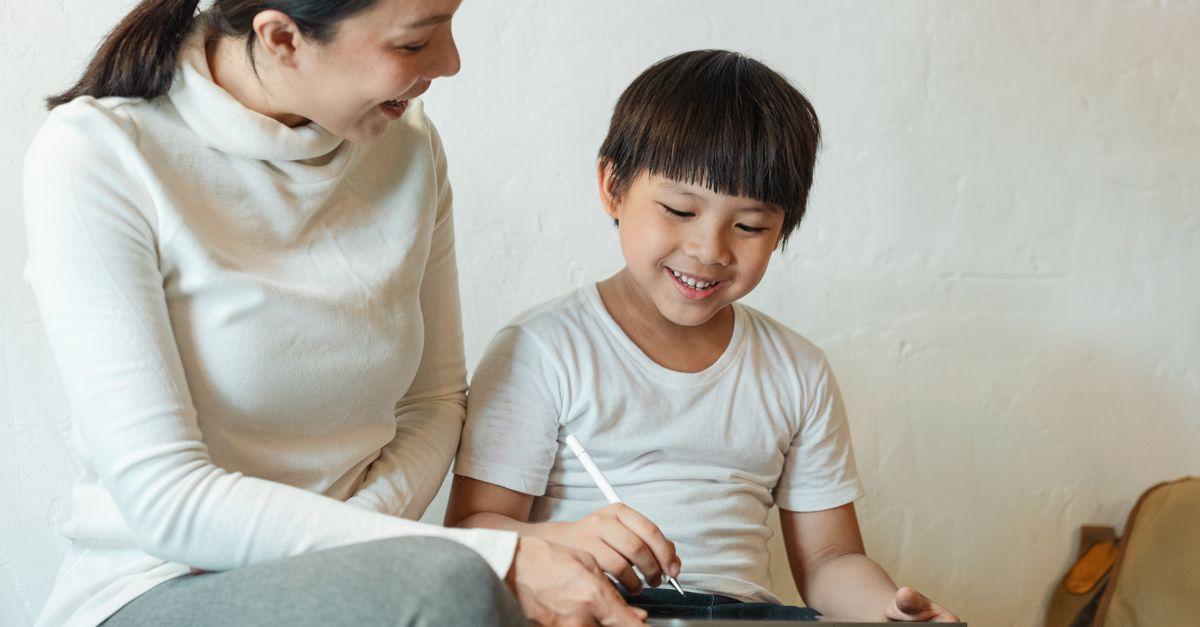 Votre enfant de 5 ans peut apprendre à lire sur un écran (et c'est une bonne nouvelle)